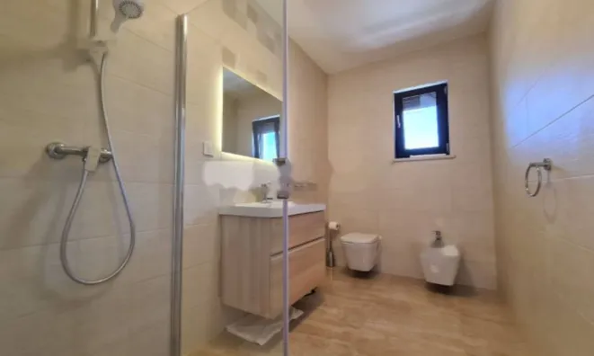 Недвижимость Семейный дом 250 м², Центр Опатия: 22