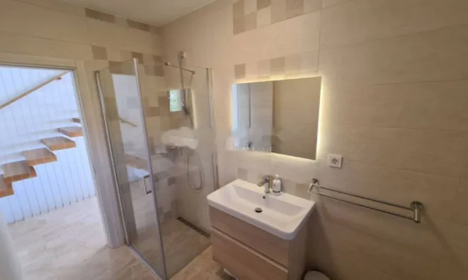 Недвижимость Семейный дом 250 м², Центр Опатия: 24