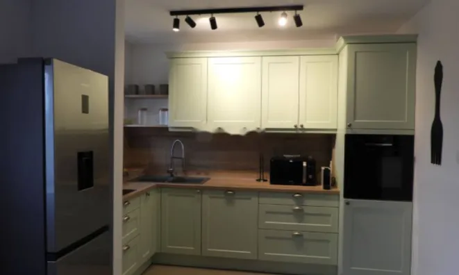 Недвижимость Трехкомнатная квартира Центр: 22