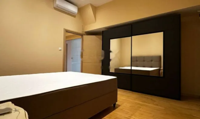 Недвижимость Четырехкомнатная квартира в Центре: 4