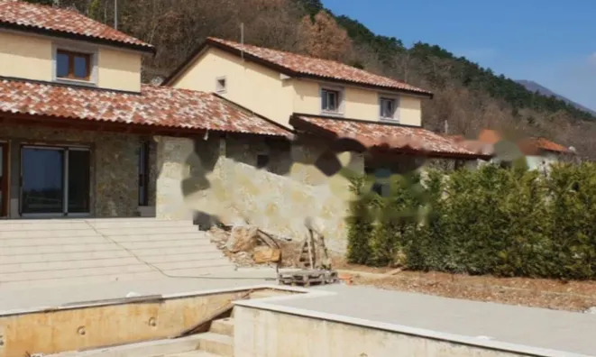 Недвижимость Семейный дом 272 м² в Центре: 5