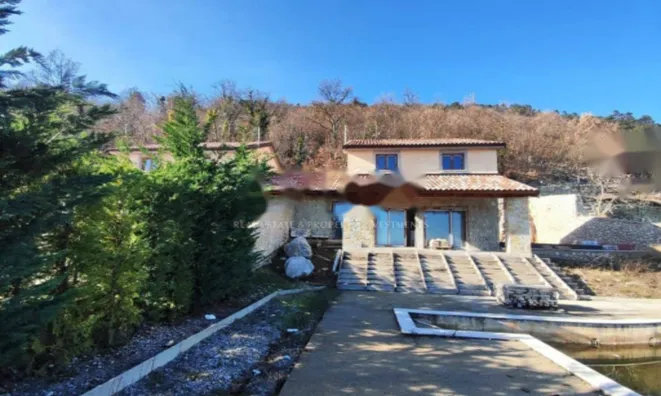 Недвижимость Семейный дом 272 м² в Центре: 6