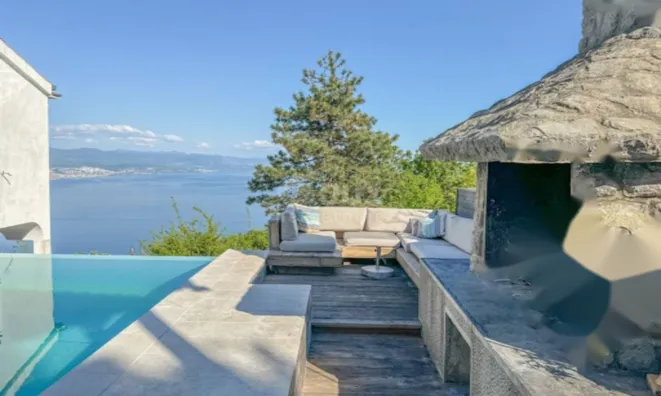 Недвижимость Семейный дом 266 м², Центр, Опатия: 24