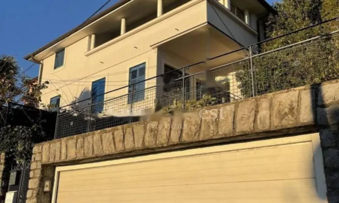 Недвижимость Дом 360 м² в центре Опатии: 2