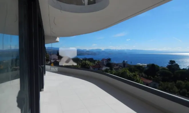 Недвижимость Трёхкомнатная квартира в центре: 7