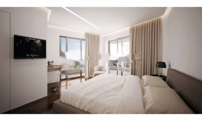 Недвижимость Трёхкомнатная квартира в центре: 12