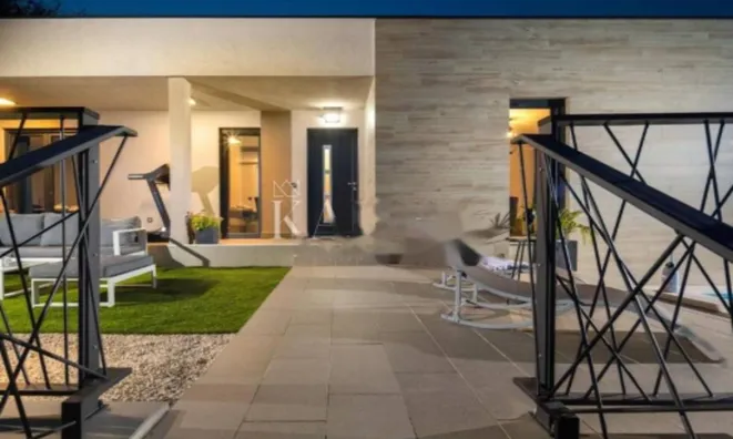 Недвижимость Семейный дом 163 м², Запад, Опатия: 8