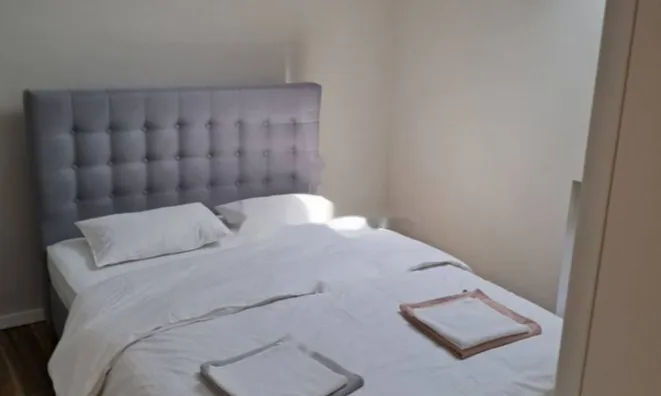 Недвижимость Четырёхкомнатная квартира, Центр: 13