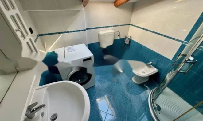 Недвижимость Двухкомнатная квартира в центре: 12