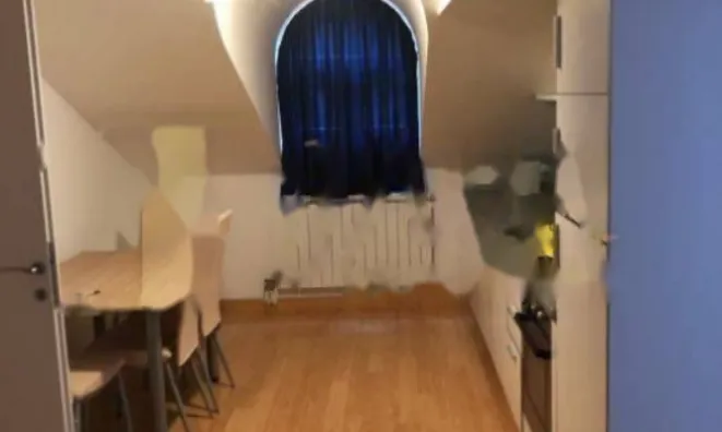 Недвижимость Трехкомнатная квартира в центре: 2