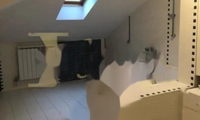 Недвижимость Трехкомнатная квартира в центре: 6