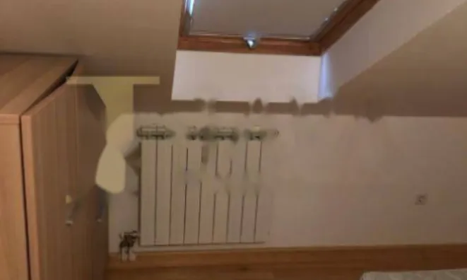 Недвижимость Трехкомнатная квартира в центре: 15