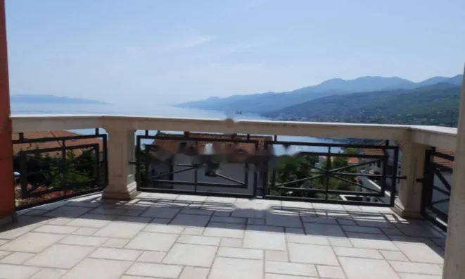 Недвижимость Дом в районе Побри, Опатия: 15