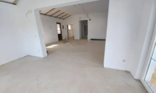 Недвижимость Семейный дом 390 м², Центр Опатия: 24