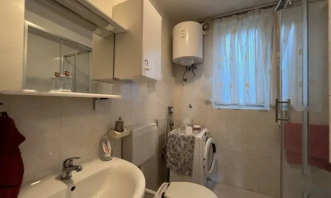 Недвижимость Двухкомнатная квартира в центре Опатии: 7