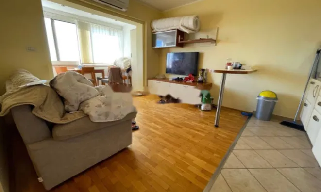 Недвижимость Двухкомнатная квартира в Центре: 2