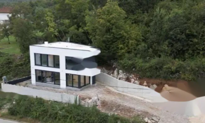 Недвижимость Четырёхкомнатная квартира: 19