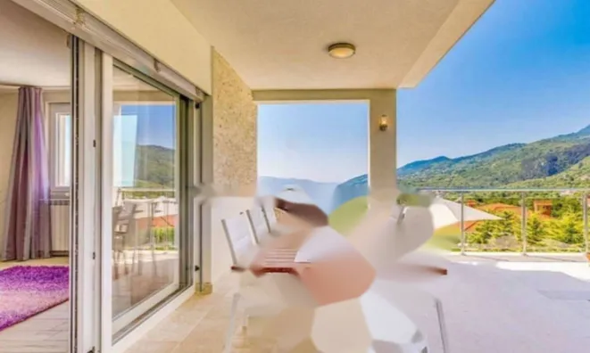 Недвижимость Семейный дом 275 м² Центр, Опатия: 12