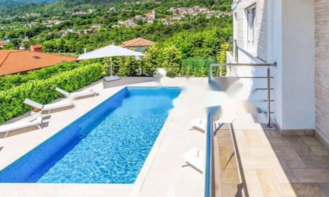 Недвижимость Семейный дом 275 м² Центр, Опатия: 17