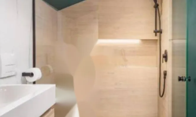 Недвижимость Трёхкомнатная квартира в центре: 20