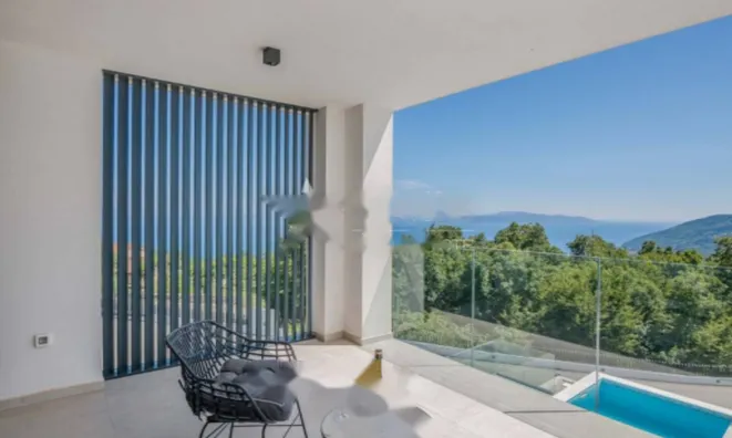 Недвижимость Четырехкомнатная квартира в Опатии: 9