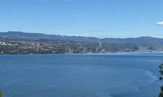 Недвижимость Четырехкомнатная квартира, Центр, Опатия: 15