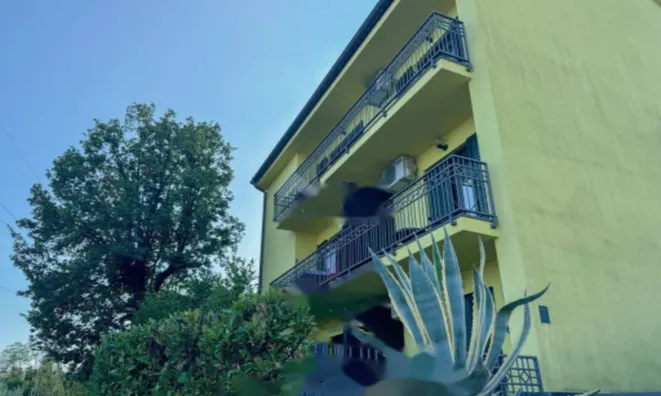 Недвижимость Трёхкомнатная квартира в центре: 17