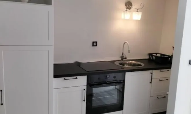 Недвижимость Двухкомнатная квартира, центр: 6