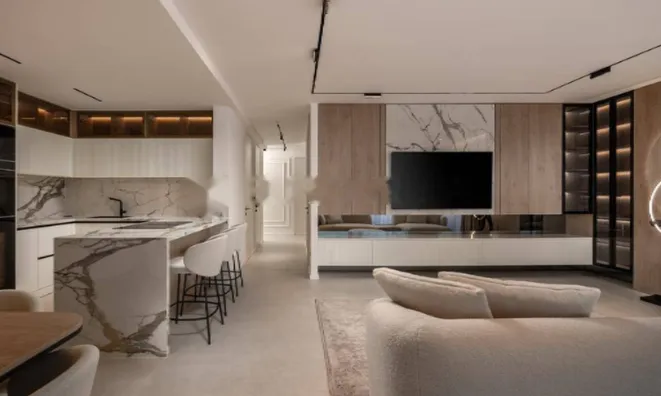 Недвижимость Трехкомнатная квартира Центр: 6