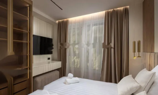 Недвижимость Трехкомнатная квартира Центр: 18