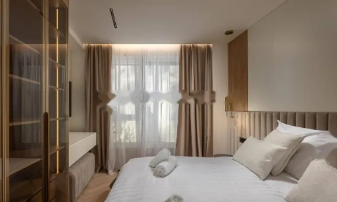 Недвижимость Трехкомнатная квартира Центр: 19