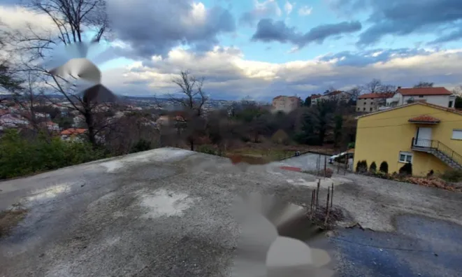 Недвижимость Семейный дом 100 м², Центр: 2