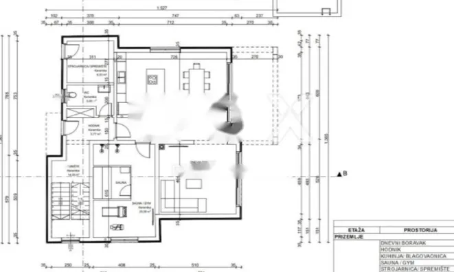 Недвижимость Семейный дом 100 м², Центр: 9