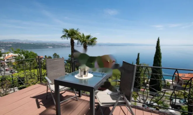 Недвижимость Трёхкомнатная квартира Центр: 2