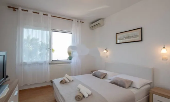 Недвижимость Трёхкомнатная квартира Центр: 9