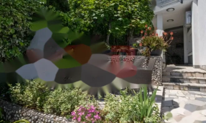 Недвижимость Трёхкомнатная квартира Центр: 13