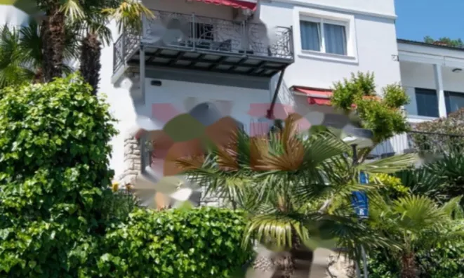 Недвижимость Трёхкомнатная квартира Центр: 14