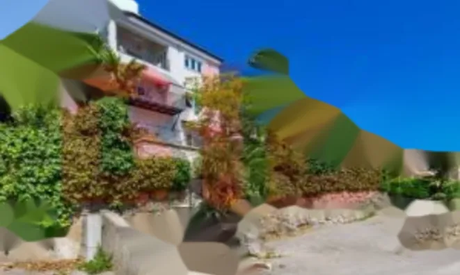 Недвижимость Трёхкомнатная квартира Центр: 15