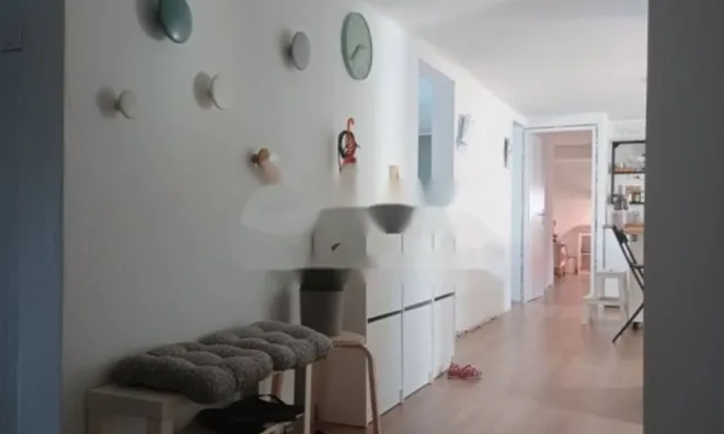 Недвижимость Трехкомнатная квартира в центре: 10