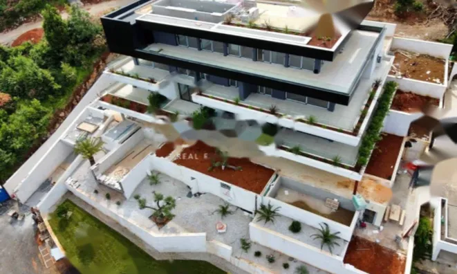 Недвижимость Однокомнатная квартира Центр: 3