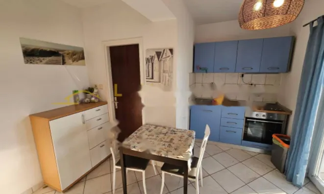 Недвижимость Двухкомнатная квартира, Центр: 4