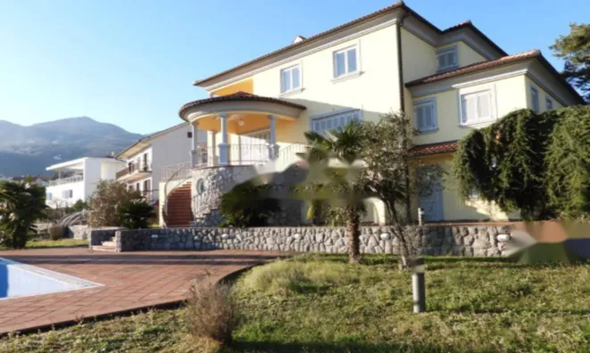 Недвижимость Дом в центре Опатии: 2