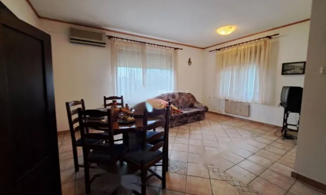 Недвижимость Двухкомнатная квартира в центре Опатии: 5