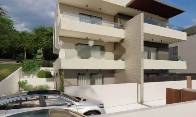 Недвижимость Четырехкомнатная квартира в центре: 2