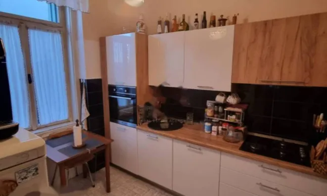 Недвижимость Двухкомнатная квартира в Центре: 4