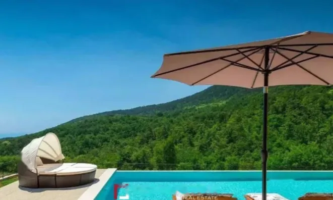 Недвижимость Семейный дом в центре Опатии: 16