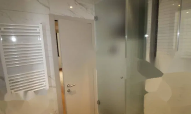 Недвижимость Двухкомнатная квартира, центр: 8