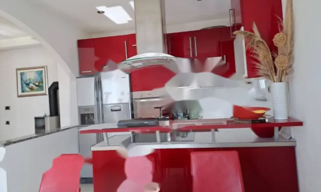 Недвижимость Четырехкомнатная квартира Ичичи: 1