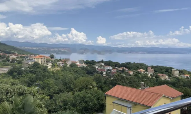 Недвижимость Четырехкомнатная квартира центр: 2