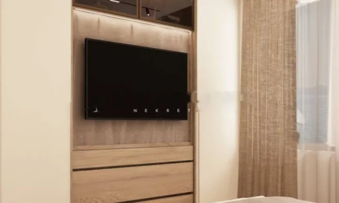 Недвижимость Двухкомнатная квартира в Центре: 8